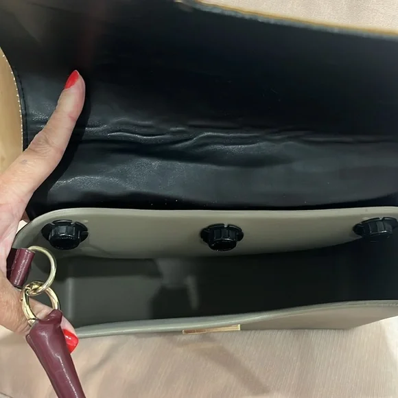 OBag crossbody purse. - Picture 3 of 7